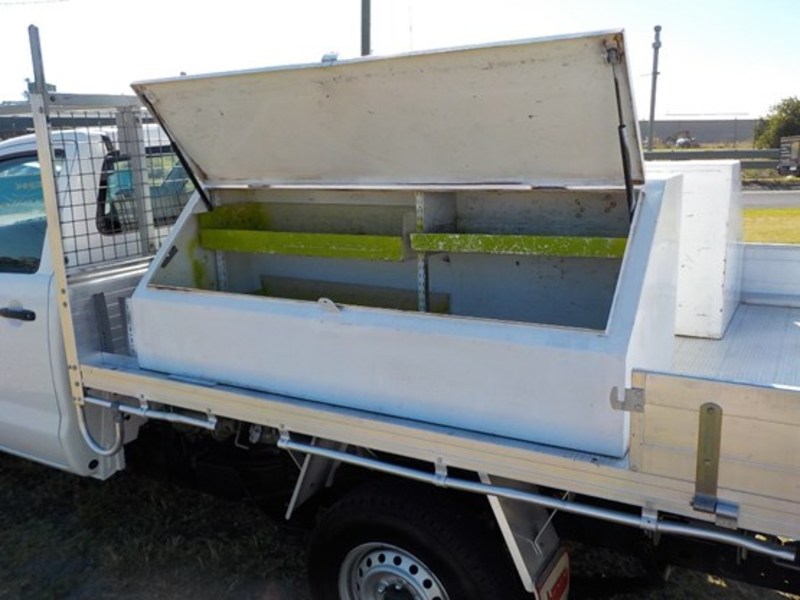 2006 TOYOTA HILUX WORKMATE TGN16R
