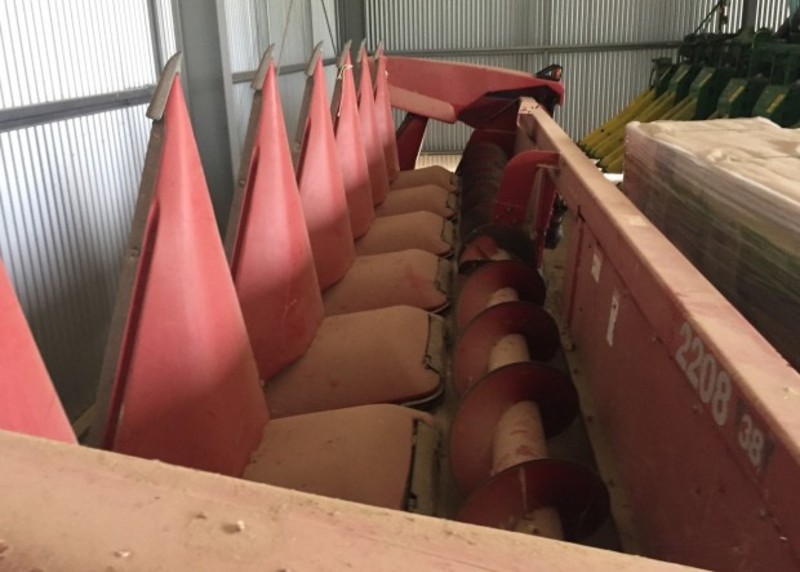 Case IH 2208 Harvester