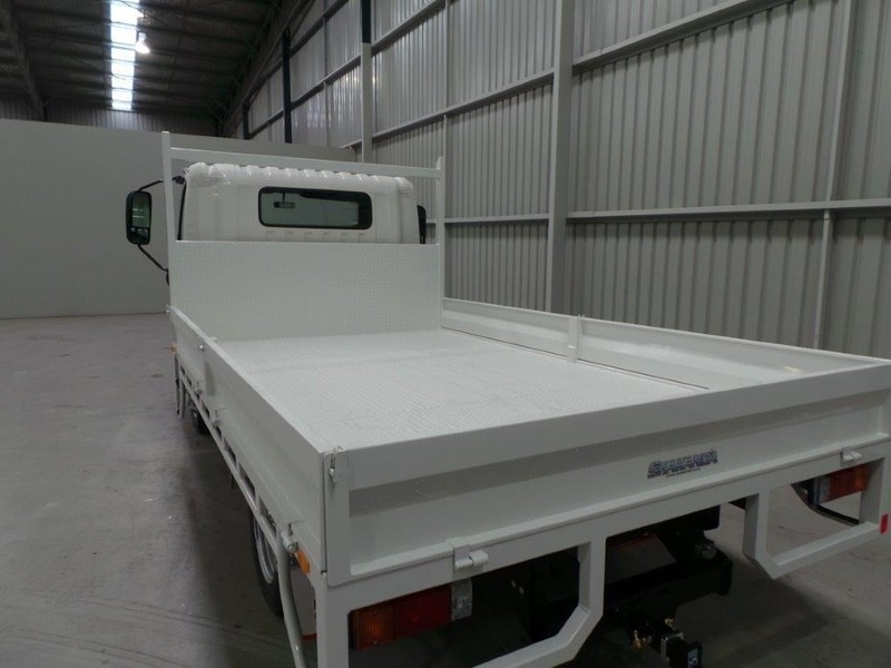 2016 HINO 616 - 300 Series 616 - 300 Series Truck