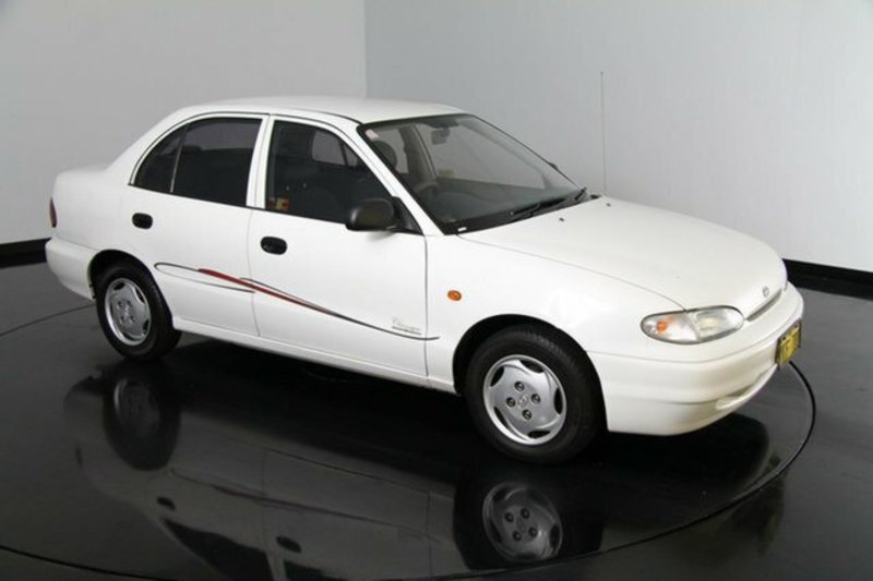 1997 HYUNDAI EXCEL LX X3