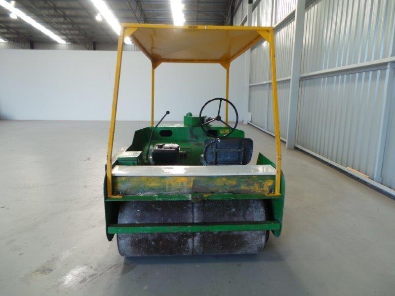 MENTAY CRICKET PITCH ROLLER