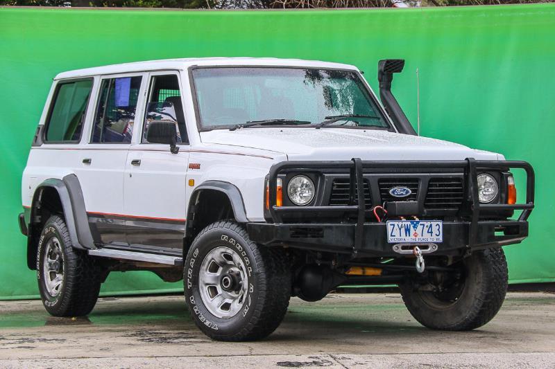 1993 FORD MAVERICK XLT