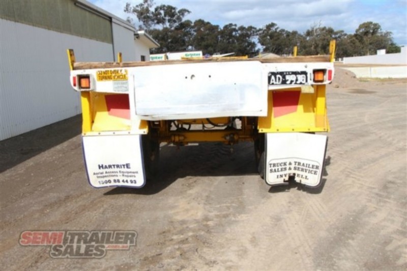 Custom Semi Pole Jinker Trailer