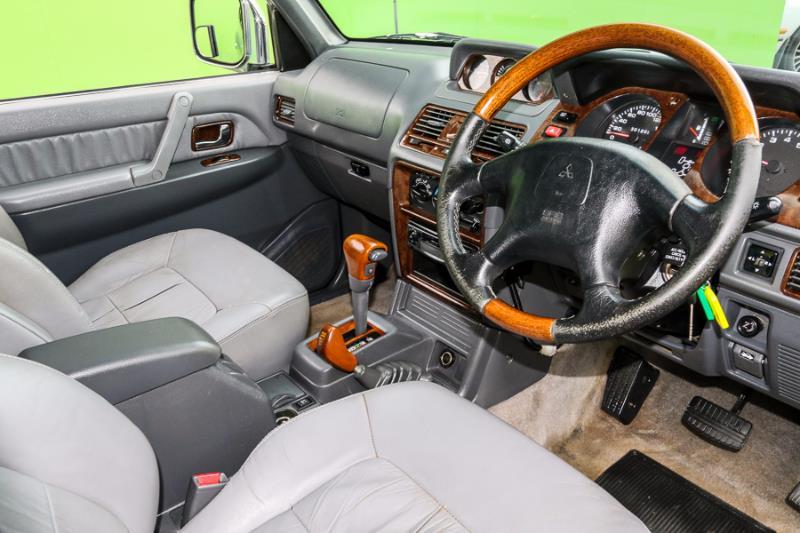 1999 MITSUBISHI PAJERO Exceed NL