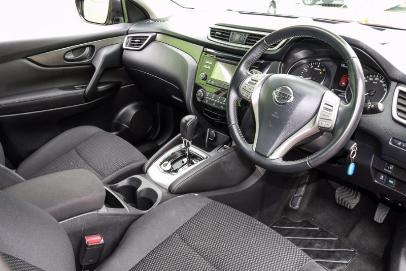 2015 NISSAN QASHQAI