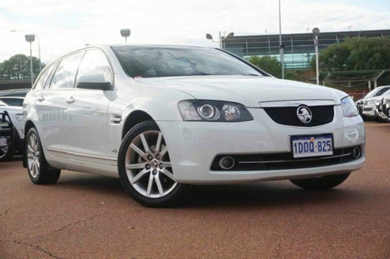 2011 HOLDEN CALAIS VE II