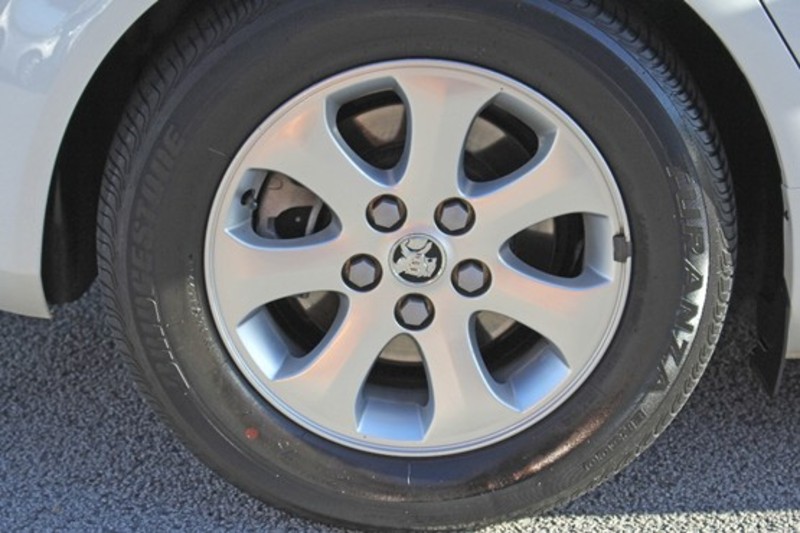 2011 HOLDEN COMMODORE OMEGA VE Series II