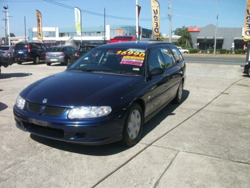2002 HOLDEN COMMODORE EXECUTIVE VXII