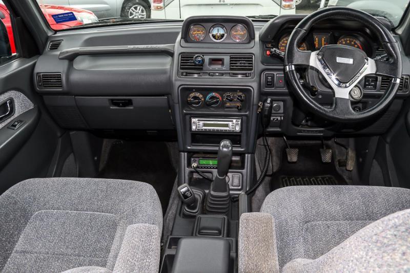 1995 MITSUBISHI PAJERO gls