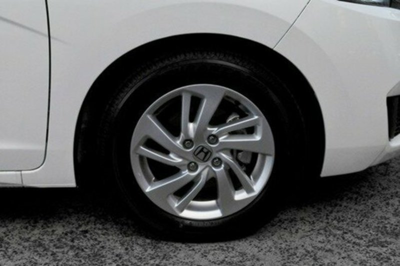 2017 HONDA JAZZ VTi GK MY17