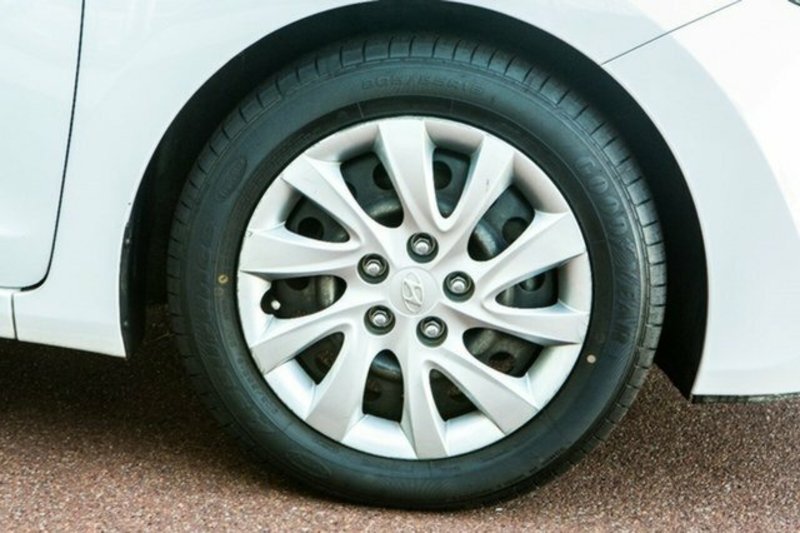 2013 HYUNDAI i30 ACTIVE GD