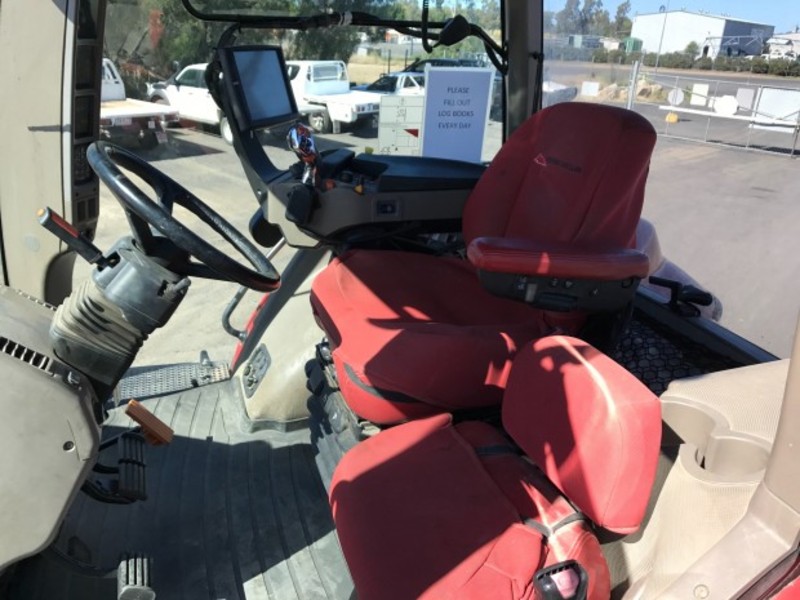 Case IH Magnum 380 Tractor