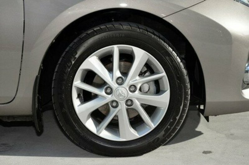 2014 TOYOTA COROLLA ASCENT SPORT ZRE152R MY11