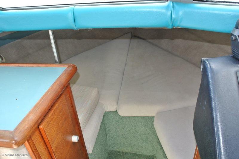 Bayliner 2556 Ciera Command Bridge *** $34,900 ***