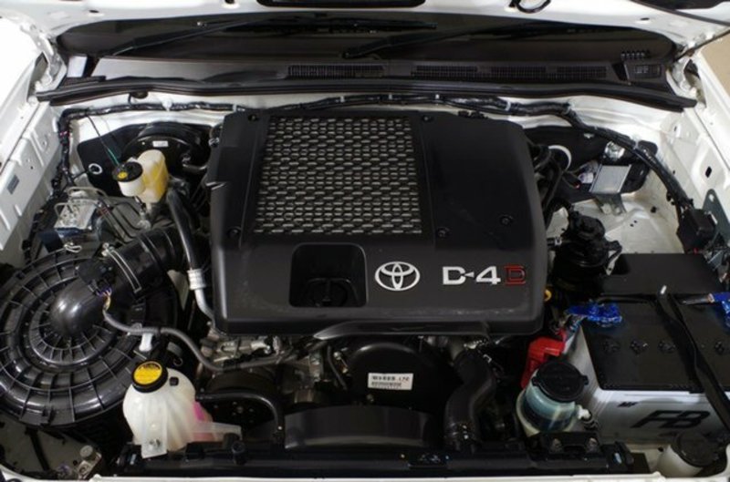 2012 TOYOTA HILUX SR (4x4) KUN26R MY12