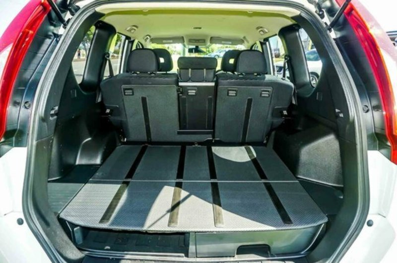 2011 NISSAN X-TRAIL ST (4x4) T31 MY11