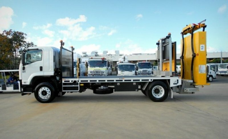 2015 ISUZU FVR1000 F