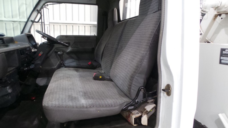 1994 MITSUBISHI CANTER Truck