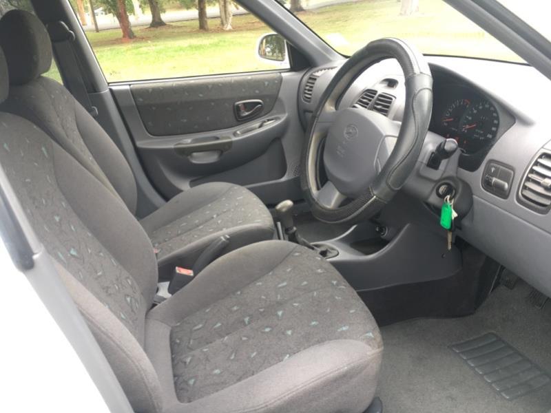 2000 HYUNDAI ACCENT GLS LC