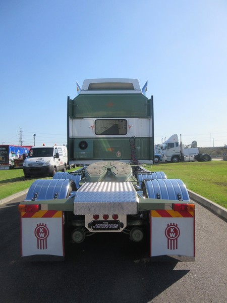 1994 KENWORTH T900 Classic T900 Truck