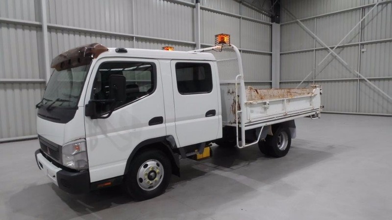 2006 FUSO Canter Canter Truck