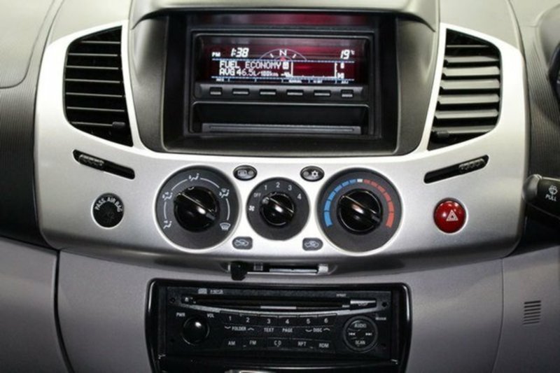 2010 MITSUBISHI TRITON GLX-R (4x4) MN MY11
