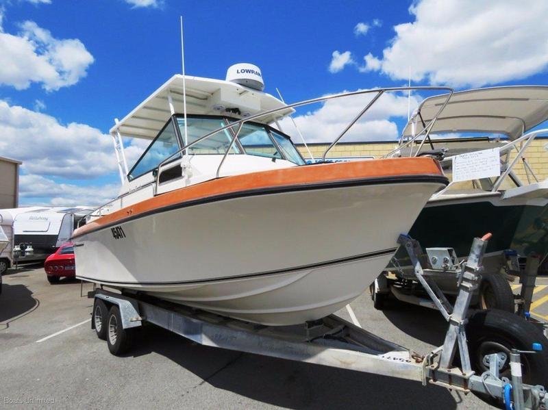 Baron Super Sports 23 LOOKS BRAND NEW, QUALITY BUILT EXCELLENT POWER,
