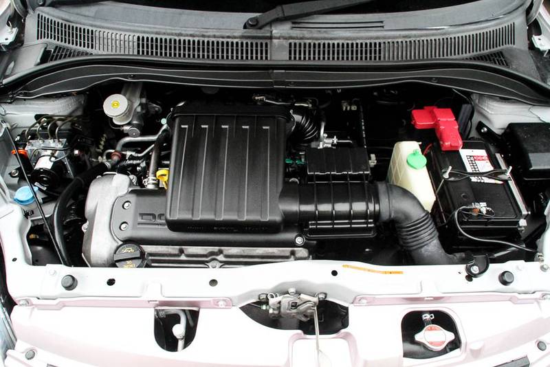 2006 SUZUKI SWIFT S EZ