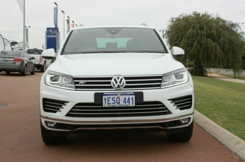 2015 VOLKSWAGEN TOUAREG V8 TDI R-LINE 7P MY15