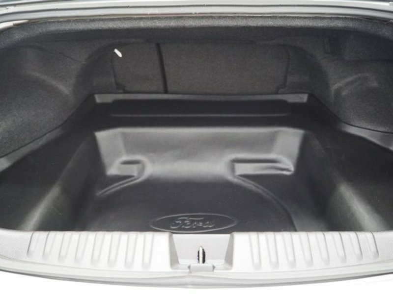 2013 FORD FALCON XT FG MK2