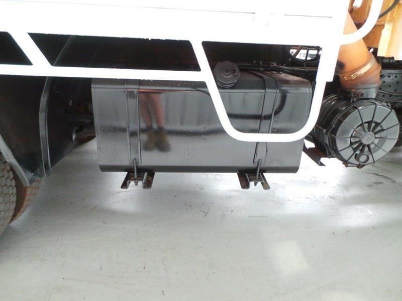 2011 ISUZU NPS300 4X4 SERVICE TRAY TRUCK