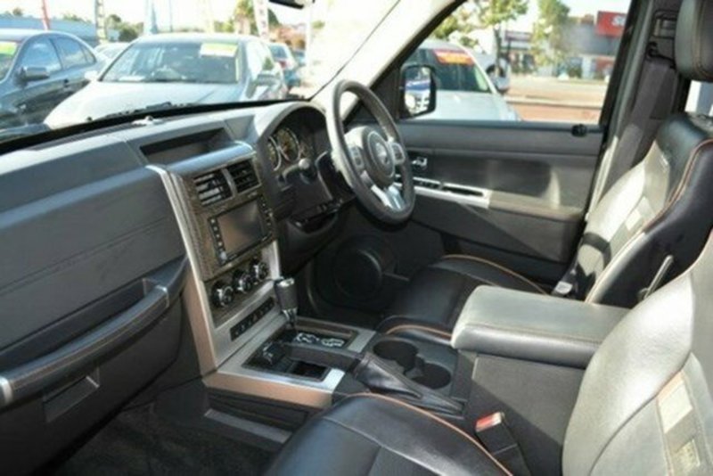 2011 JEEP CHEROKEE Limited 70th Anniversary KK MY11