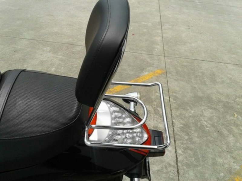 2011 SUZUKI 1800CC VZR 1800 BOULEVARD (M109R) L0
