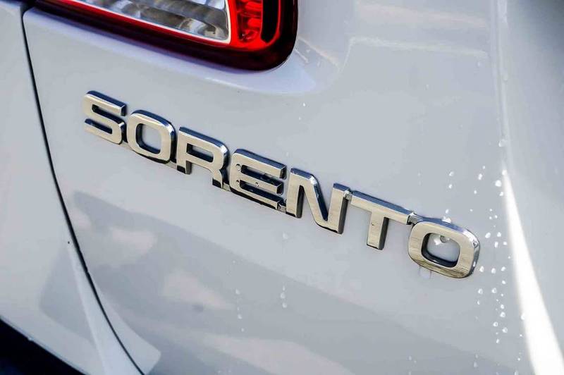 2011 KIA SORENTO Si (4x4) XM MY11