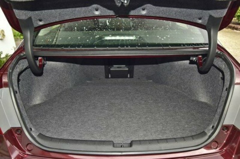 2014 HONDA ACCORD VTi-S 60