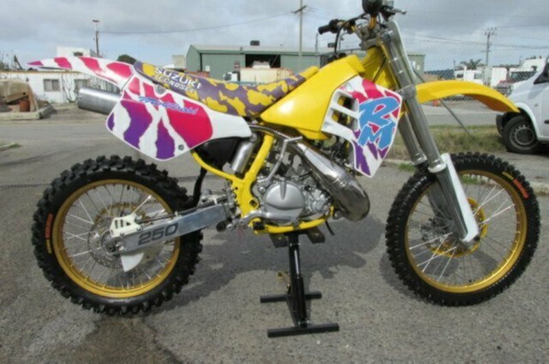 1992 SUZUKI 250CC RM250