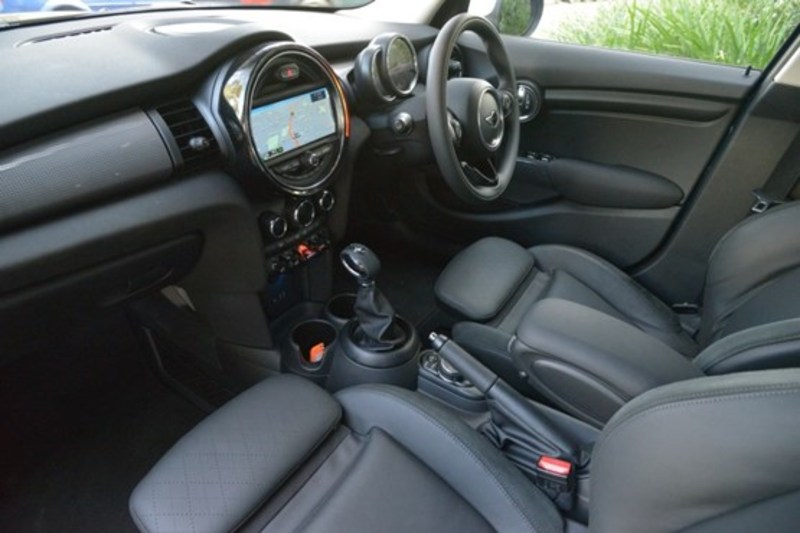 2015 MINI HATCH COOPER F55