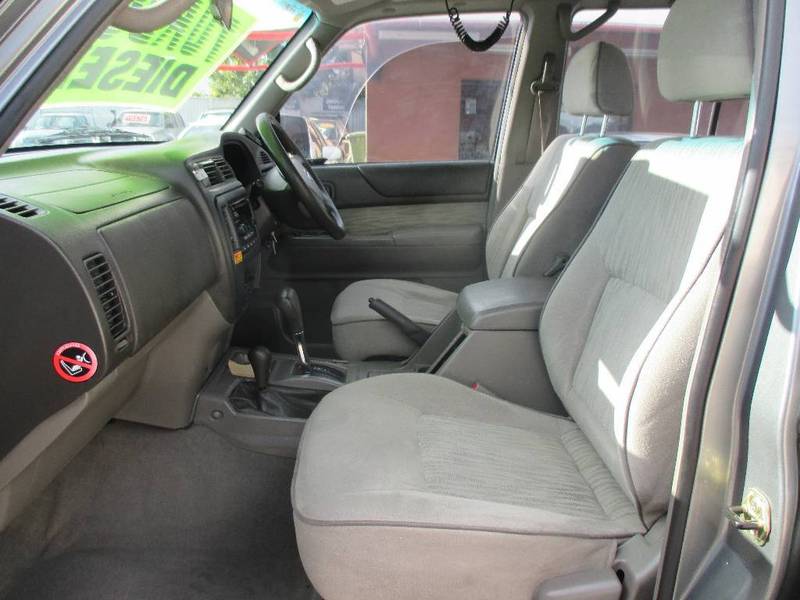 2001 NISSAN PATROL ST (4x4) GU III