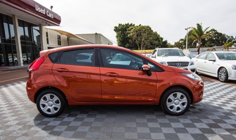 2010 FORD FIESTA CL WS