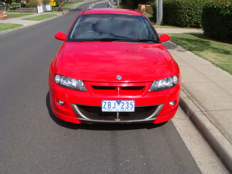 2000 HSV XU6 VX