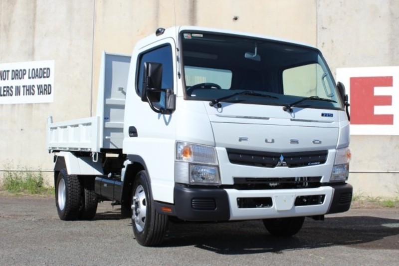 2017 FUSO Canter 715 Wide Canter 715 Wide Truck