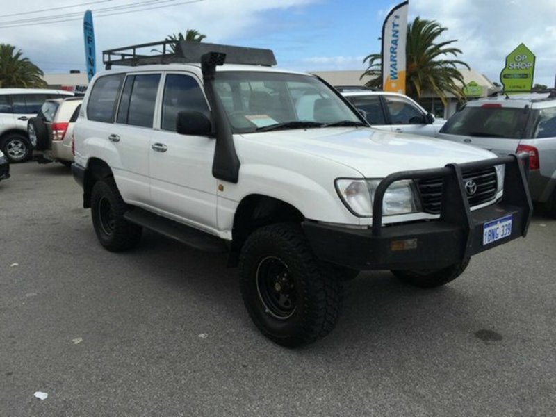 2000 TOYOTA LANDCRUISER Standard HZJ105R