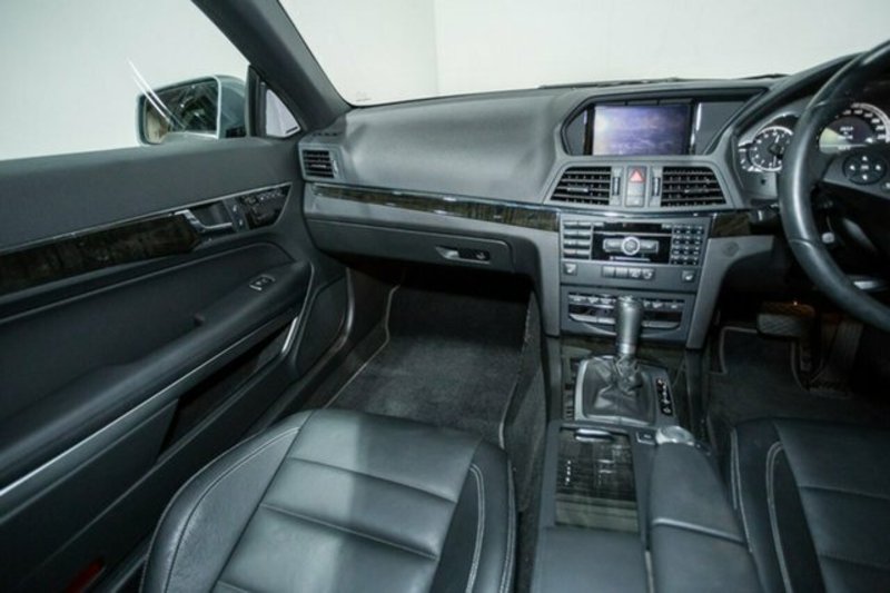 2011 MERCEDES-BENZ E250 CGI AVANTGARDE 207 MY11