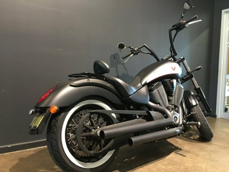 2012 VICTORY 1700CC HIGHBALL MY12