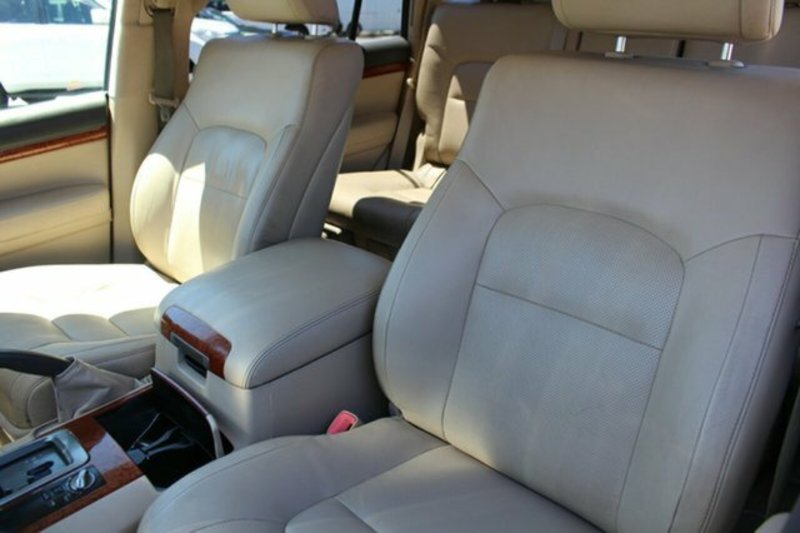 2012 TOYOTA LANDCRUISER SAHARA (4x4) VDJ200R MY12