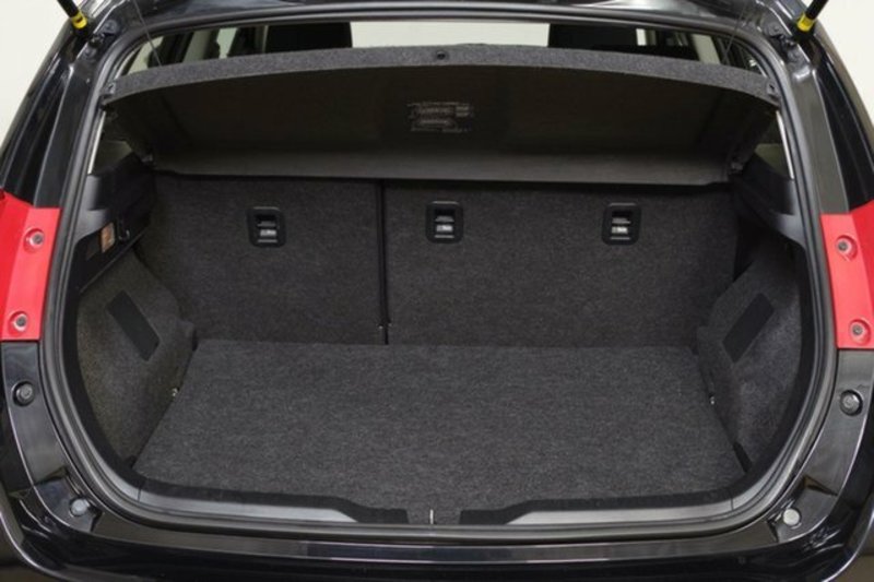 2013 TOYOTA COROLLA ASCENT ZRE182R