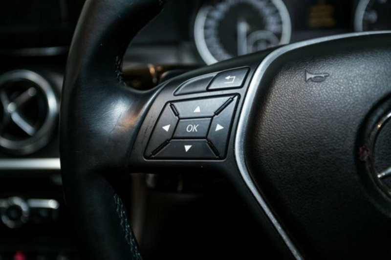 2014 MERCEDES-BENZ A180 BE 176 MY14