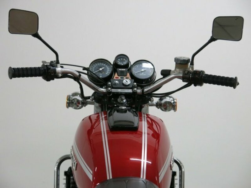 1975 SUZUKI GT750