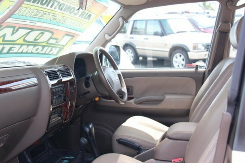 2002 TOYOTA LANDCRUISER PRADO GRANDE (4x4) VZJ95R