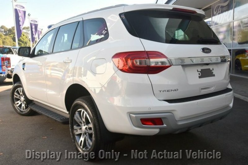 2017 FORD EVEREST TREND UA MY17